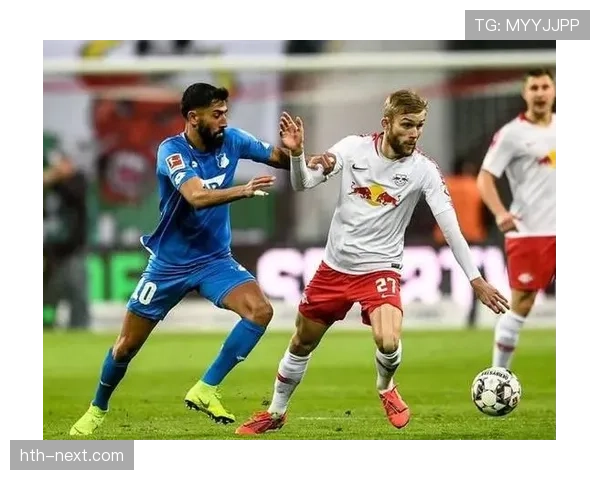 奥格斯堡边路进攻战术解析：突破瓶颈的关键策略与实战成效