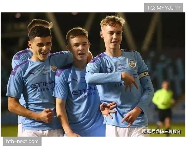 帕尔默与厄德高对比分析:中场核心角色与战术适应性的差异探讨 帕尔默与厄德高对比分析:中场核心角色与战术适应性的差异探讨